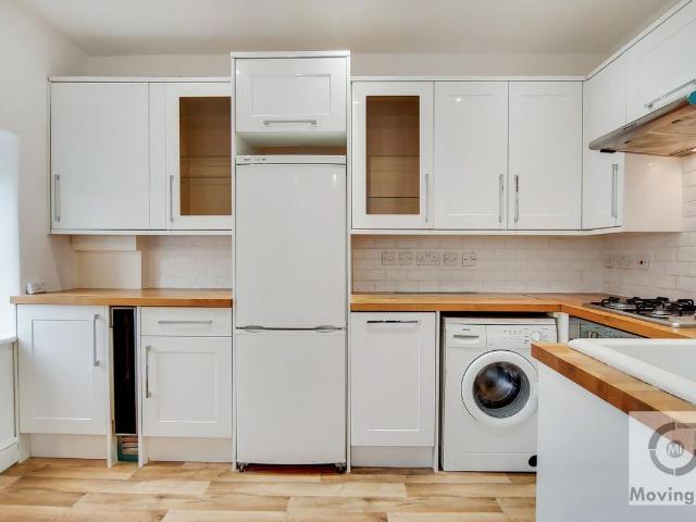 Gleneldon Road, Streatham SW16, 2 bed flat to rent, £1,950 pcm | PrimeLocation