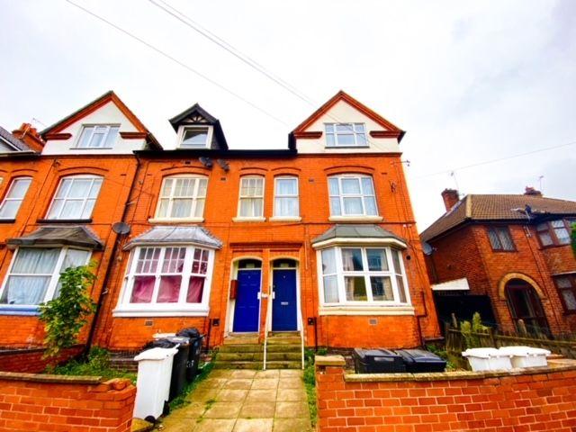 Glenfield Road, Leicester LE3, Studio to rent, £780 pcm | PrimeLocation