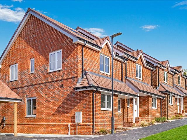 Glenister Way, St. Leonards On Sea, East Sussex TN37, 3 bed end terrace house to rent, £1,725 pcm | PrimeLocation