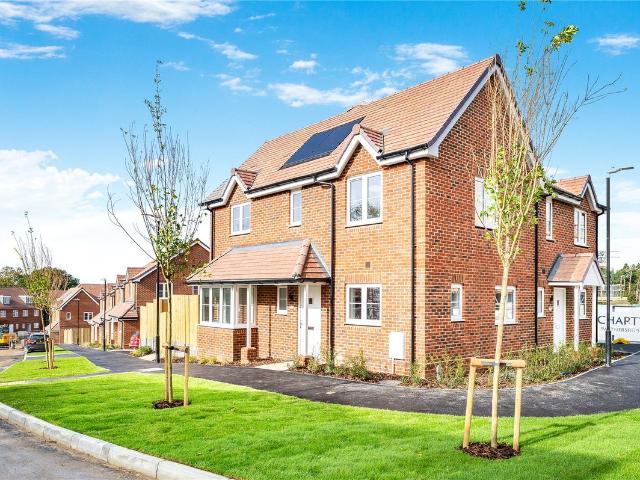 Glenister Way, St. Leonards On Sea, East Sussex TN37, 4 bed terraced house to rent, £1,995 pcm | PrimeLocation
