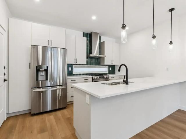 Glenora 2 8 Plex — 2 bedroom 2.5 bathrooms