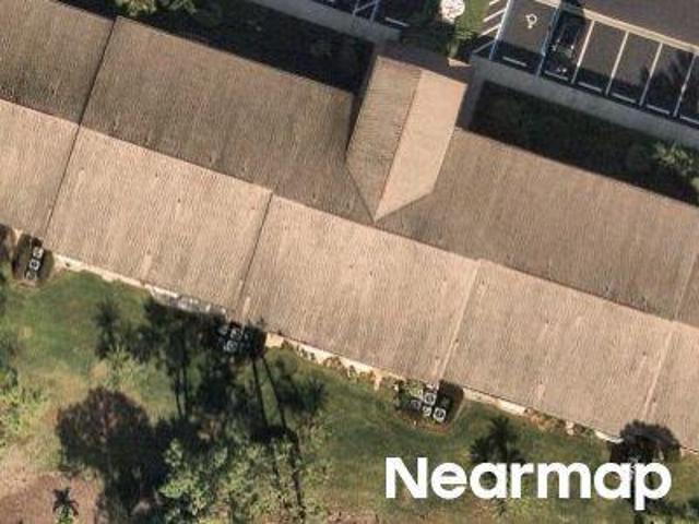Glenmoor Ln