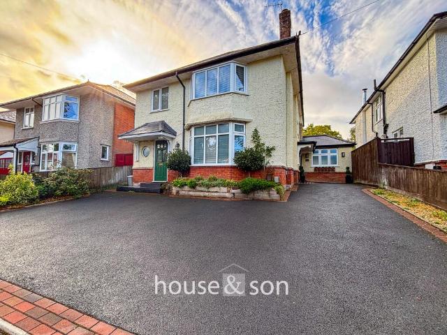 Glenmoor Road, Talbot Park 4 bed detached house to rent £2,795 pcm £645 pw