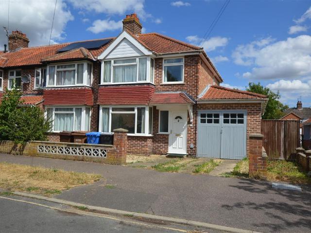 Glenmore Gardens, Norwich NR3, 3 bed property to rent, £1,450 pcm | PrimeLocation