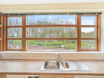 Glenstal Place, Milton Keynes MK9, 4 bed town house to rent, £1,800 pcm | PrimeLocation