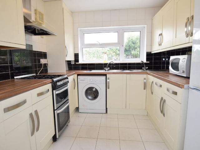 Glenroy Street, Cathays CF24, 6 bed shared accommodation to rent, £3,000 pcm | PrimeLocation