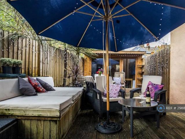 Glenroy Street, London, W12 1 bed in a house share to rent £1,155 pcm £267 pw