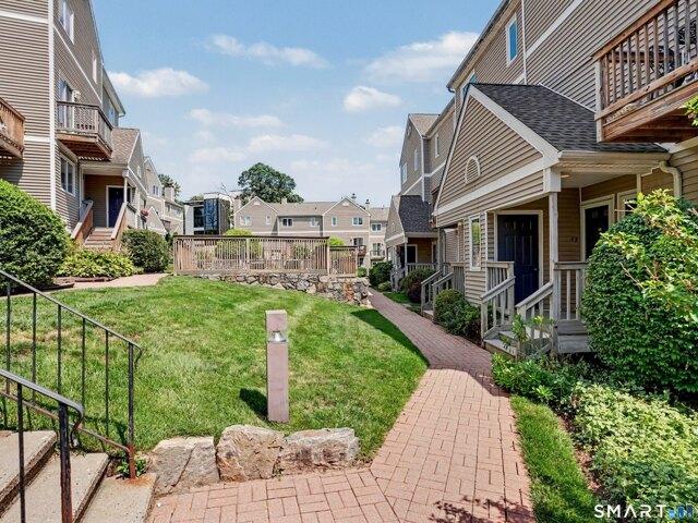 Glenrock Unit,norwalk, Condo For Sale