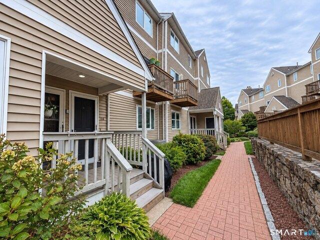 Glenrock, Norwalk, Home For Sale
