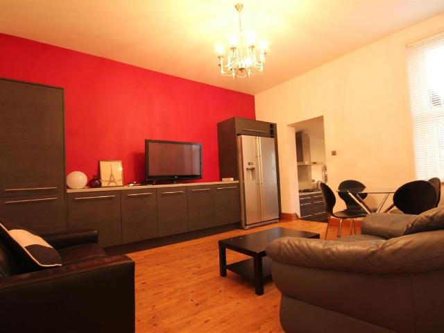 Glenthorn Road, Jesmond NE2, 3 bed maisonette to rent, £2,085 pcm | PrimeLocation