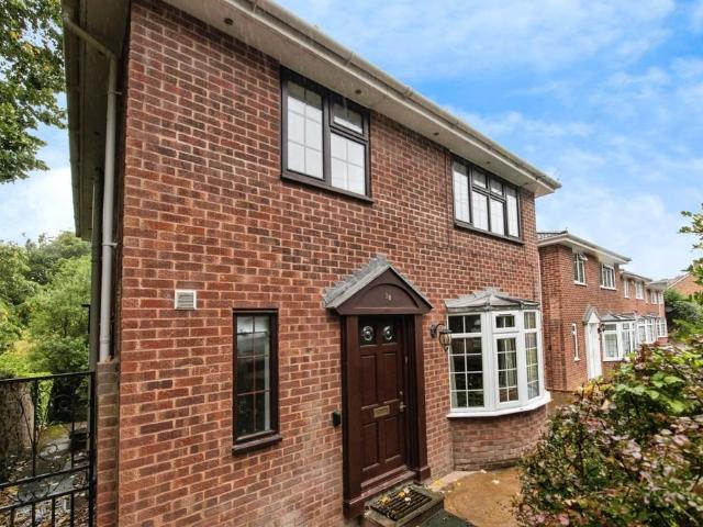 Glenthorne Road, Exeter 6 bed detached house to rent £4,450 pcm £1,027 pw
