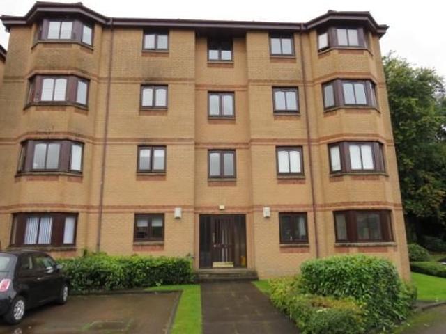 Glenview Drive, Kirkintilloch G66, 2 bed flat to rent, £850 pcm | PrimeLocation