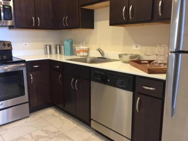 Glenview IL 60025 105665719