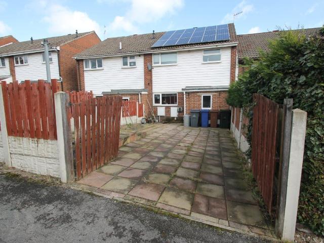 Glenville Close, Hoyland S74, 3 bed terraced house to rent, £850 pcm | PrimeLocation