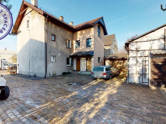 Do sprzedania dwupoziomowe 176 m² z garażem i ogrodem