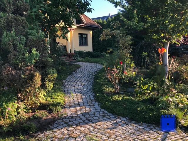 Zapraszam do obejrzenia domu 180 m² z garażem i ogrodem