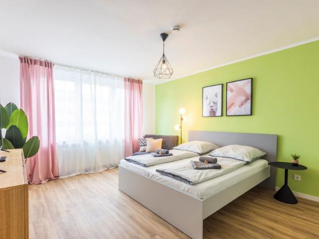 Glück Auf Appartements Kaiserstr. Basic, Mulheim an der Ruhr Amsterdam Apartments for Rent