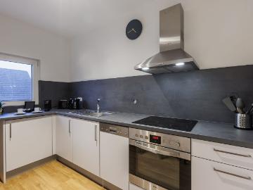 Glück Auf Appartements Lösorterstr. Studio, Duisburg Amsterdam Apartments for Rent