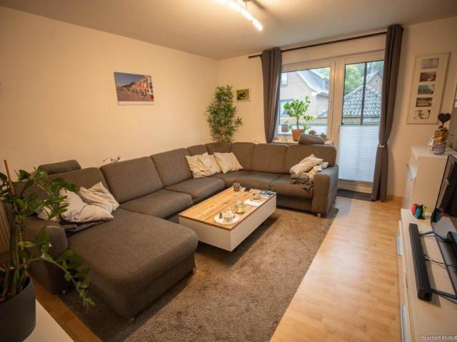 Glückstadt 3,5 Zimmerwohnung in ruhiger Lage mit Balkon zu vermieten!