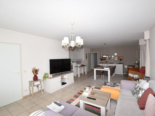 Glvl. 3 slk app. met West gerichte tuin en garagebox