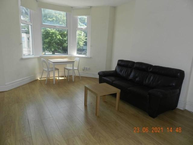 Glynrhondda Street Flat 2, Cathays, Cardiff