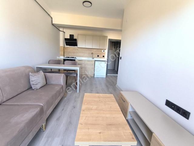 Gm Emlak'dan Yeni Binada Sıfır Eşyalı 2+1 Kiralık Daire