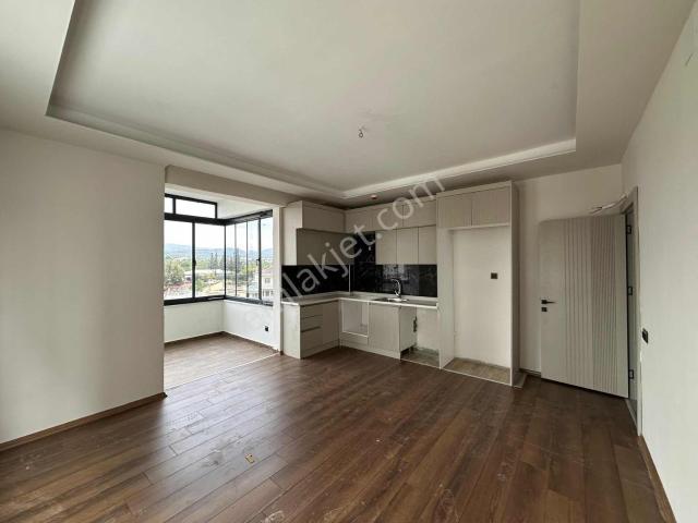Gmk Bulvarında Sıfır 2+1 Kiralık Daire