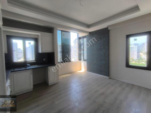 Gnd'den Akdeniz Mah. Lüks Proje Havuzlu 4+1 Kiralık Daire