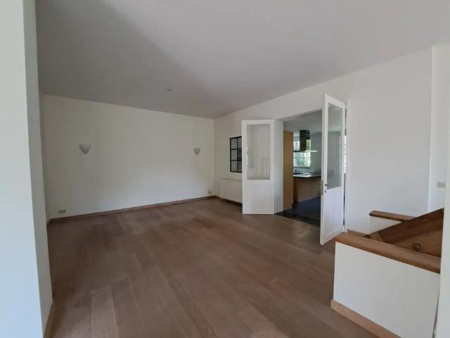Grote woning in privédomein