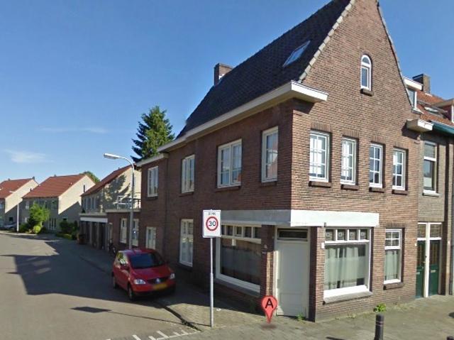 Grote lichte kamer