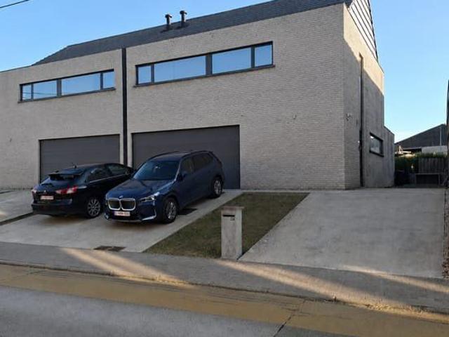 Grote moderne woning 4 Slaapkamer met EPC B