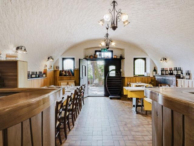 Grotto Bundi alle cantine di Mendrisio acquistabile con rent to buy!