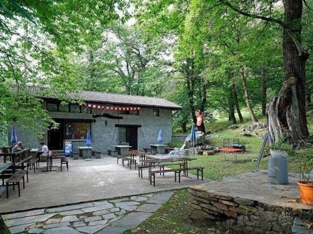 Grotto mit 3 Zimmern / Grotto mit 3 Zimmern