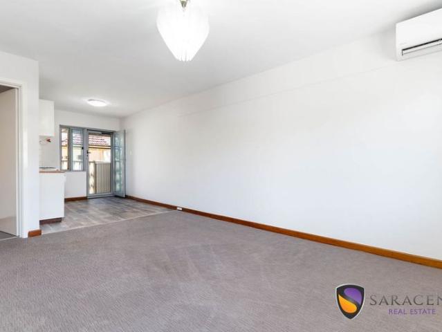 Ground Floor, 3 Air Cons