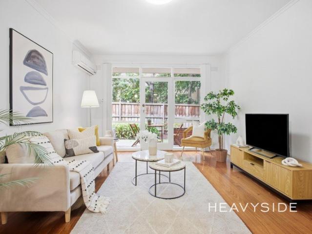Ground floor 2 Bed | Single Garage | Easy reach to Camberwell Junction