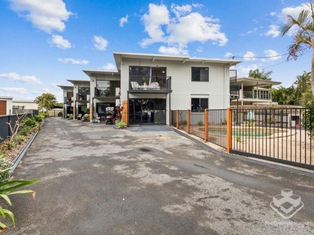Ground Floor 2 Bed Unit On Esplanade