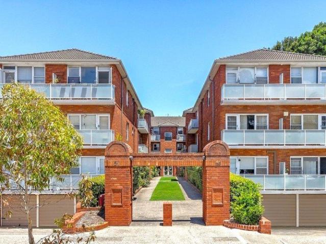 Ground floor 2 bedroom apartment
