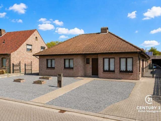Ground floor 2 bedroom apartment