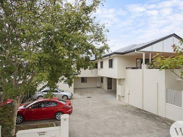 Ground Floor 2 Bedroom Unit Across from PA Hospital