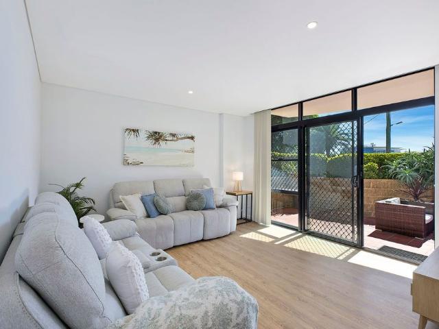 Ground Floor Contemporary Apartment
