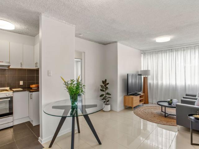 Ground Floor, Classic Block!