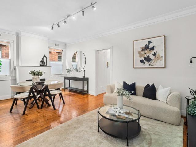 Ground Floor Apartment Of Elegance With Serene North Aspect