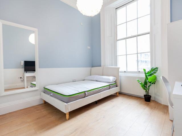 Ground Floor Apartment. All Bills Included!