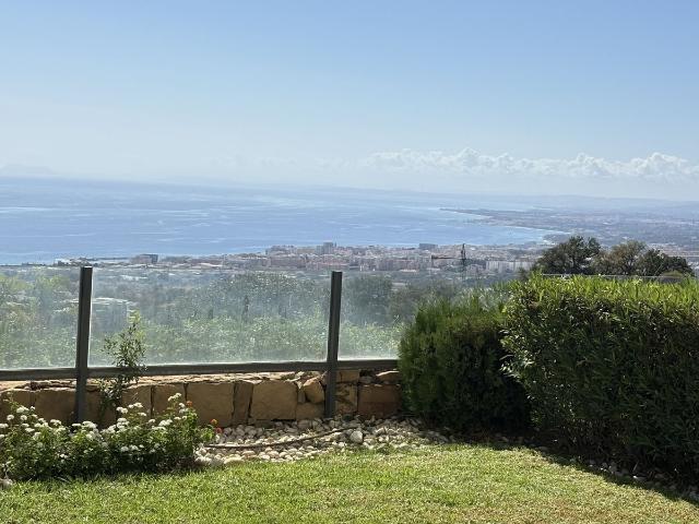 Ground Floor Apartment in Marbella