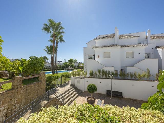 Ground Floor Apartment in Nueva Andalucía