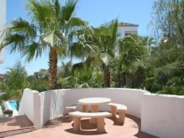 Ground Floor Apartment in Nueva Andalucía