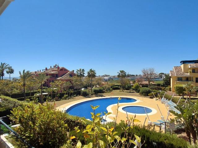 Ground Floor Apartment in Estepona