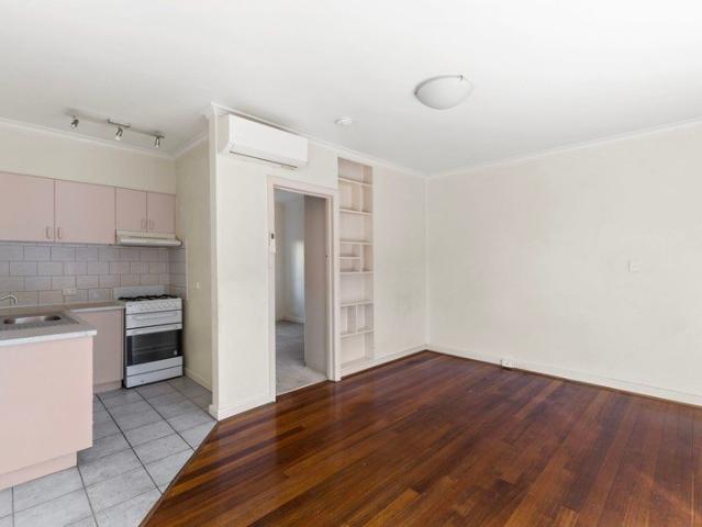 Ground Floor Apartment in Prime Location