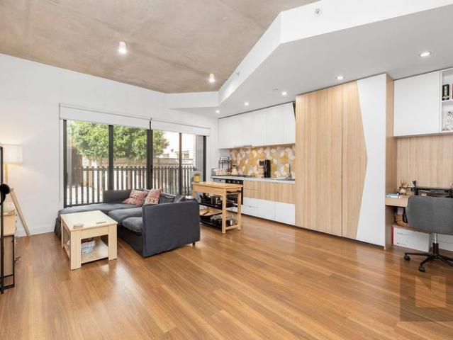 Ground floor apartment living!