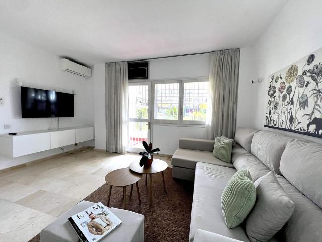 Ground Floor Apartment · The Golden Mile
